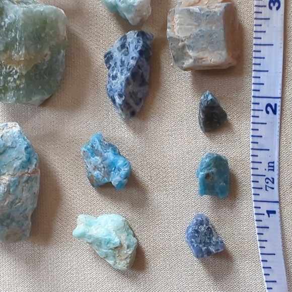 Collection of Blue Crystals - Picture 4 of 5